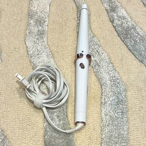 ⚡️ T3 Wave hair iron tool